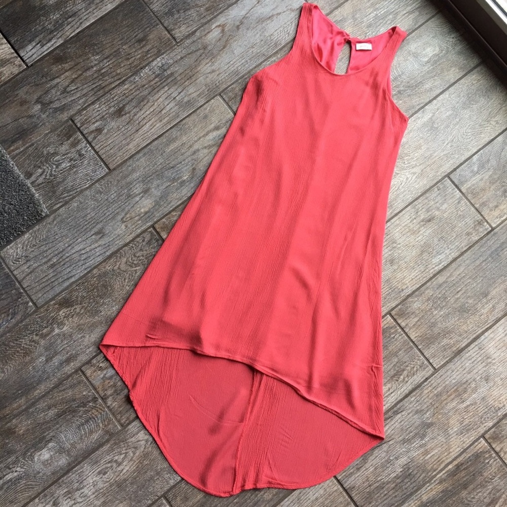 Coral pixley midi dress! 🌺